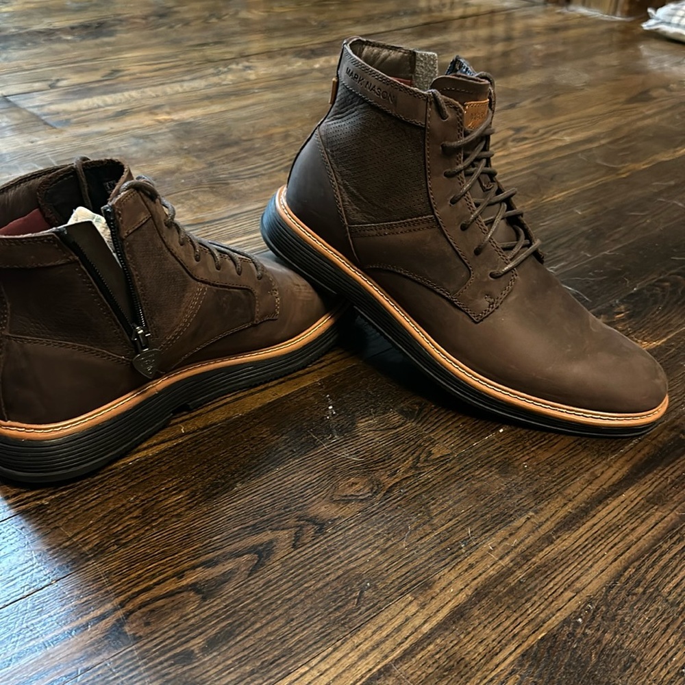 Mark Nason zip up men’s casual boots. Size 9.